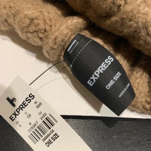 New Express Soft Pom Beanie Brown Tan Women Cable Knit Soft Winter Warm Hat - Picture 5 of 5